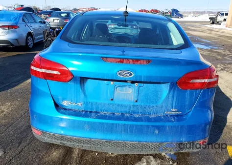 2015 Ford Focus Se z USA, uszkodzony, nr VIN 1FADP3F25FL218049